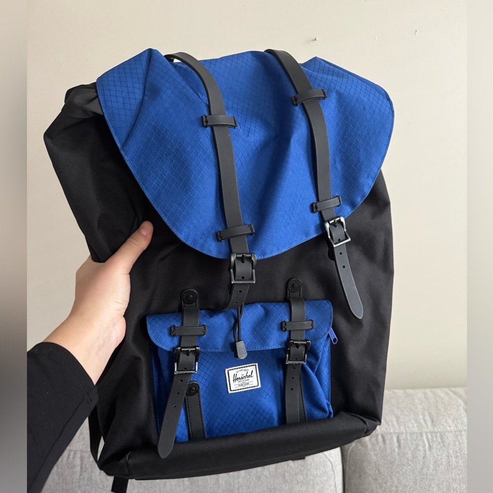 Herschel Little America Backpack - 30L